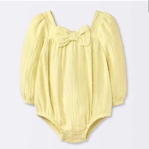 Cloud Iskand Baby Girls' Bow Yellow‎ Romper 12 M